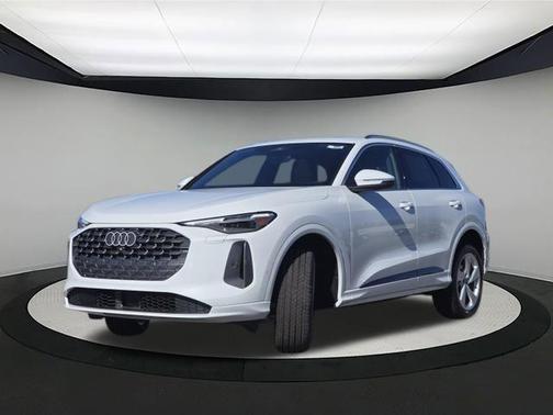 2025 Audi Q5 Premium Plus