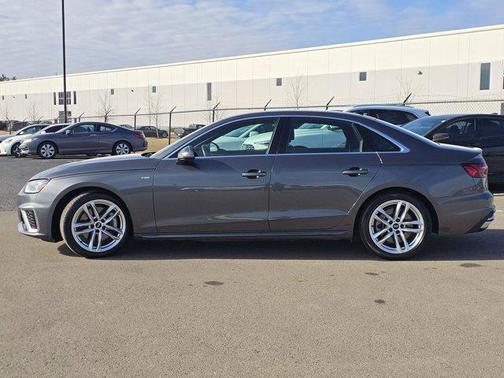 2022 Audi A4 45 S line Premium Plus