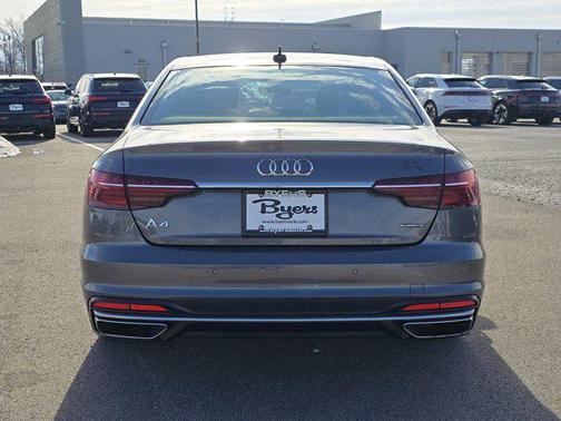 2022 Audi A4 45 S line Premium Plus