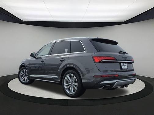 2026 Audi Q7 55 Premium Plus