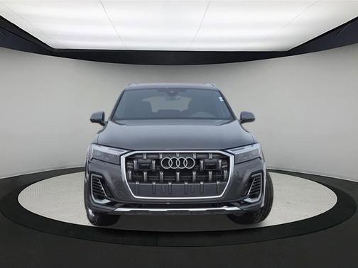 2026 Audi Q7 55 Premium Plus