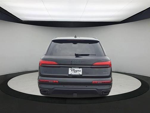 2025 Audi Q7 55 Prestige