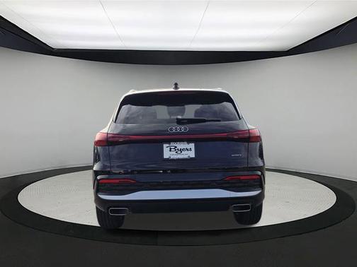 2025 Audi Q5 Premium