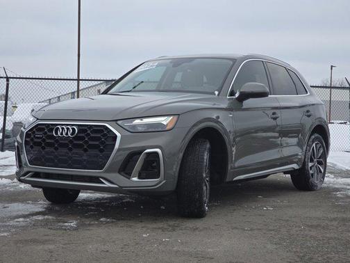 2024 Audi Q5 45 S line Premium Plus