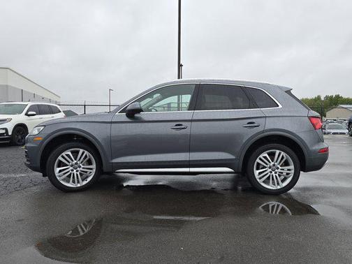 2018 Audi Q5 2.0T Premium Plus