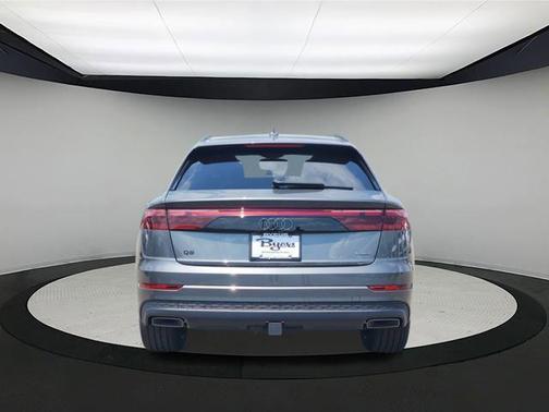 2025 Audi Q8 55 Premium