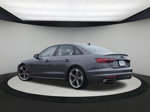 2022 Audi A4 45 S line Premium Plus