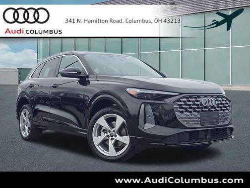 Mythos Black Metallic 2026 Audi Q5 Premium Plus TFSI quattro S tronic