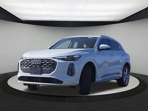 2025 Audi Q5 Premium Plus