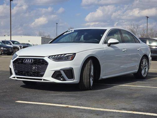 2023 Audi A4 45 S line Premium Plus