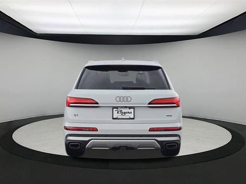 2025 Audi Q7 55 Premium Plus