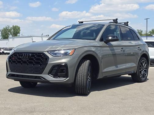 Chronos Gray Metallic 2023 Audi SQ5 3.0T Premium Plus