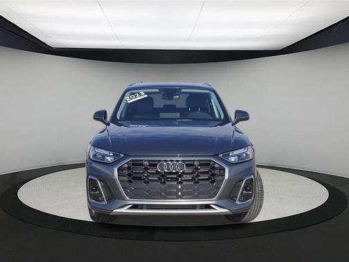 2023 Audi Q5 45 S line Premium