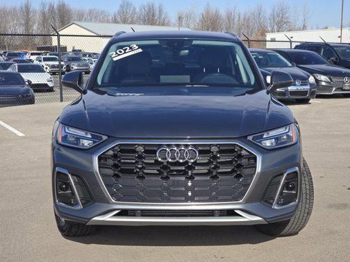 2023 Audi Q5 45 S line Premium