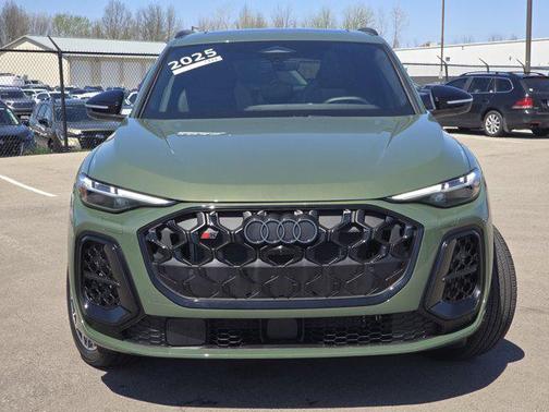 2025 Audi SQ5 3.0T Premium Plus
