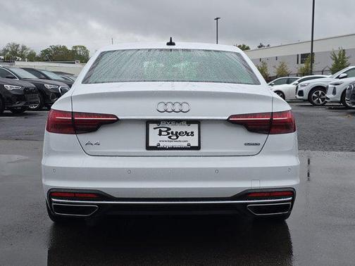 2022 Audi A4 45 S line Premium Plus
