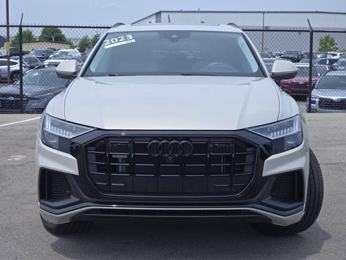 Vicuna Beige Metallic 2023 Audi Q8 55 Prestige