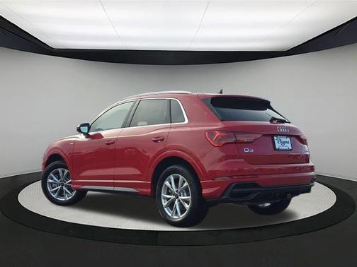 2025 Audi Q3 45 S line Premium Plus