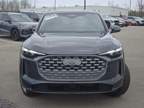 Tambora Gray Metallic 2025 Audi Q5 Premium TFSI quattro S tronic