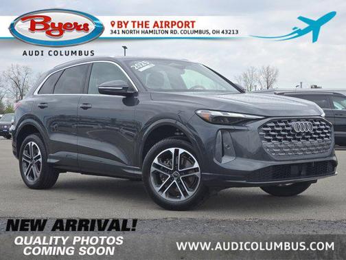 Tambora Gray Metallic 2025 Audi Q5 Premium TFSI quattro S tronic