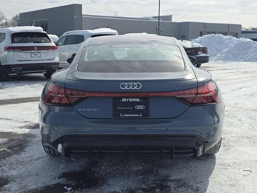 2023 Audi e-tron GT Premium Plus quattro