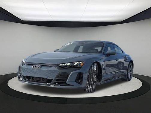 2023 Audi e-tron GT Premium Plus quattro