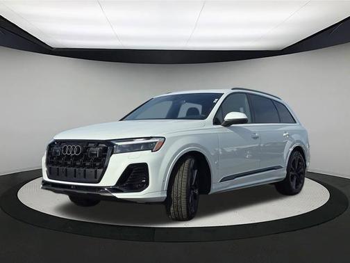2026 Audi Q7 55 Premium Plus
