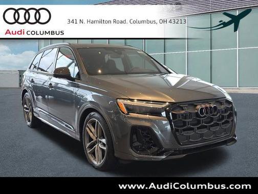 Daytona Gray Pearl Effect 2026 Audi Q7 55 Prestige