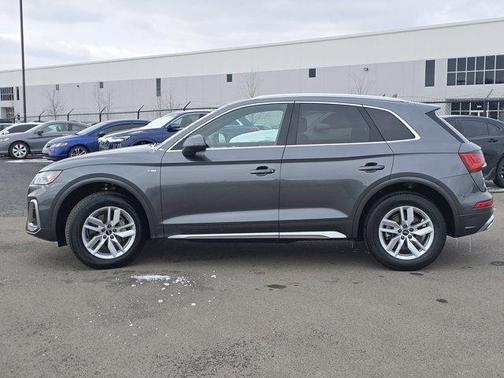 2022 Audi Q5 45 S line Premium