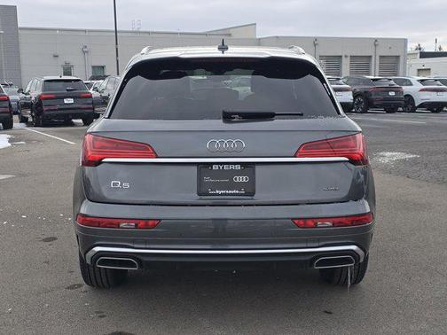 2022 Audi Q5 45 S line Premium