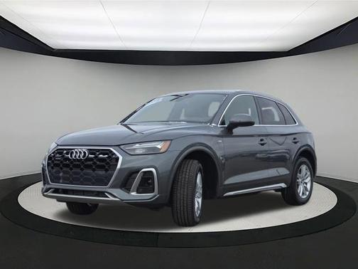 2022 Audi Q5 45 S line Premium