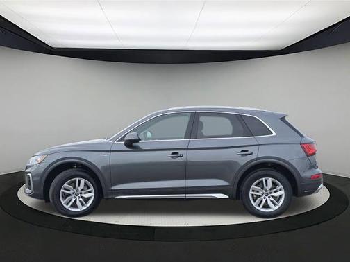 2022 Audi Q5 45 S line Premium