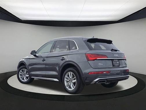 2022 Audi Q5 45 S line Premium