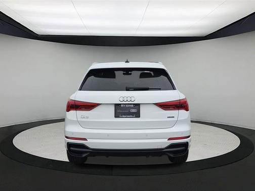 2022 Audi Q3 45 S line Premium