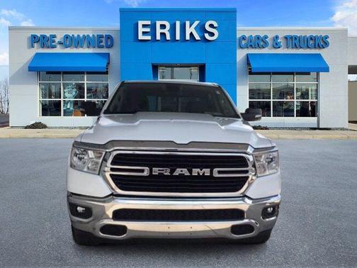 Photo 3 of 31 of 2019 RAM 1500 Big Horn