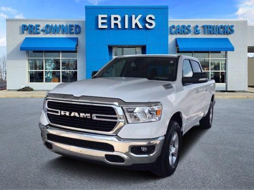 Photo 2 of 31 of 2019 RAM 1500 Big Horn