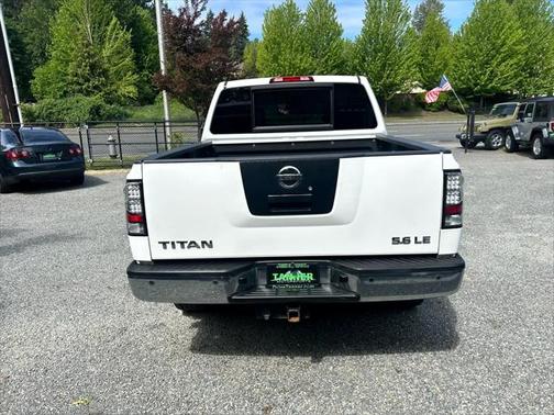 2009 Nissan Titan LE Crew Cab