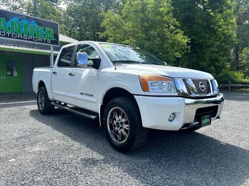 2009 Nissan Titan LE Crew Cab