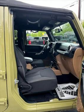 2013 Jeep Wrangler Unlimited Sahara