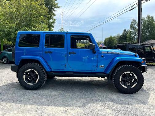 2014 Jeep Wrangler Unlimited Sahara