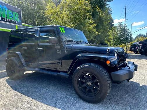 2013 Jeep Wrangler Unlimited Sahara