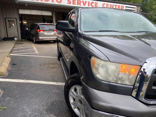 2011 Toyota Tundra Grade