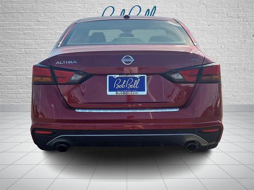 2020 Nissan Altima SR FWD