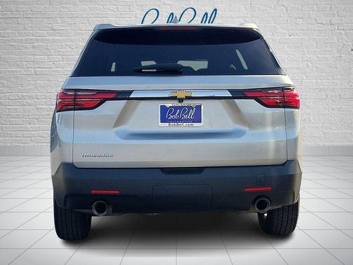2022 Chevrolet Traverse LS