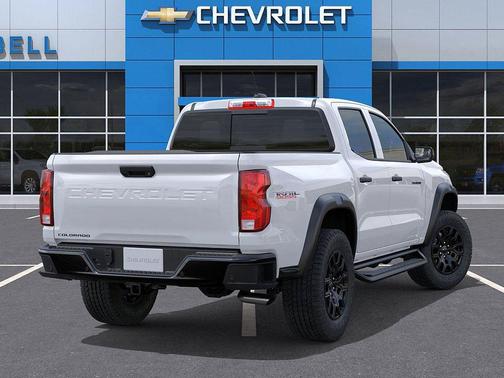 Summit White 2026 Chevrolet Colorado Trail Boss