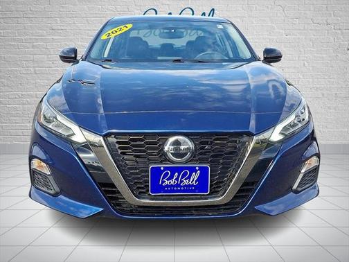 2021 Nissan Altima SR FWD