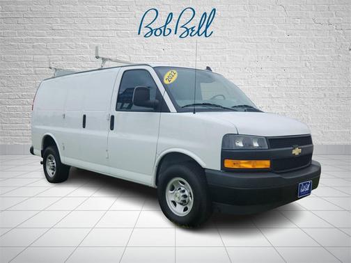 2022 Chevrolet Express 2500 RWD 2500 Regular Wheelbase WT
