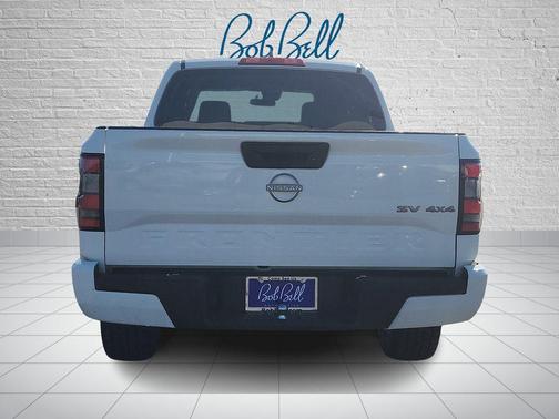 Glacier White 2023 Nissan Frontier SV