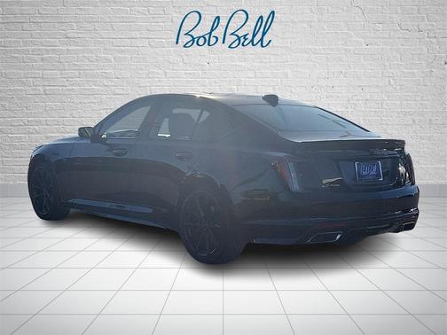 2022 Cadillac CT5 Sport