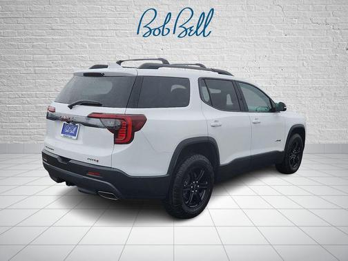 Summit White 2023 GMC Acadia AWD AT4